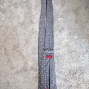 Isaia Gray Diamond Pattern Tie